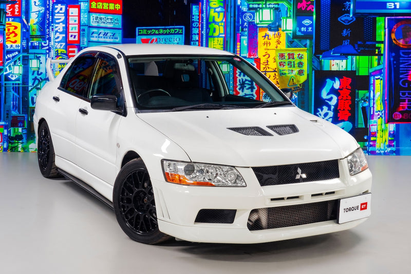 Power Windows|4-Wheel Drive|Anti-Lock Brakes (ABS)|Limited slip differential|Rear Spoiler