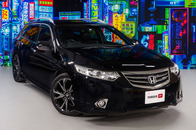 Isofix rear seats|Air Conditioning|Alloy Wheels|Climate Control|Power-assisted Steering|Power Locks|Power Windows|Anti-Lock Brakes (ABS)|Driver Airbag|Passenger Airbag