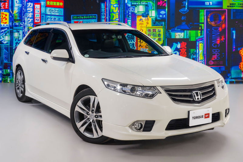 Isofix rear seats|Air Conditioning|Alloy Wheels|Climate Control|Power-assisted Steering|Power Locks|Power Windows|Anti-Lock Brakes (ABS)|Driver Airbag|Passenger Airbag