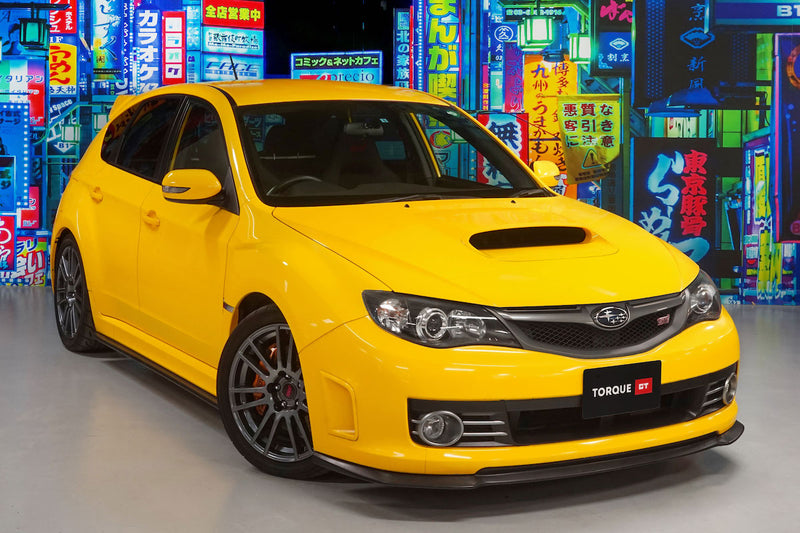 Isofix rear seats|Air Conditioning|Alloy Wheels|Climate Control|Power-assisted Steering|Power Locks|Power Windows|4-Wheel Drive|Anti-Lock Brakes (ABS)|Driver Airbag|Passenger Airbag|Xenon headlights|Limited slip differential|Rear Spoiler