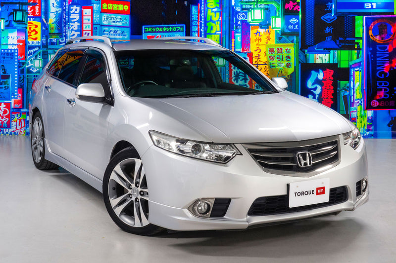Isofix rear seats|Air Conditioning|Alloy Wheels|Climate Control|Power-assisted Steering|Power Locks|Power Windows|Anti-Lock Brakes (ABS)|Driver Airbag|Passenger Airbag