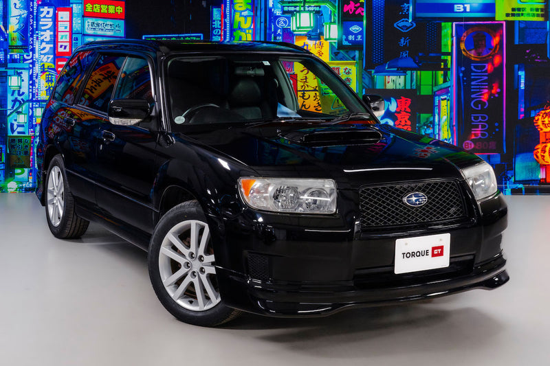 Isofix rear seats|Air Conditioning|Alloy Wheels|Climate Control|Power-assisted Steering|Power Locks|Power Windows|4-Wheel Drive|Anti-Lock Brakes (ABS)|Driver Airbag|Passenger Airbag|Xenon headlights|CD Player|Limited slip differential|Rear Spoiler