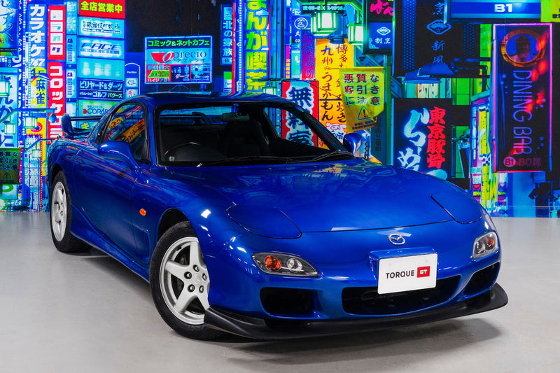 Alloy Wheels|Power-assisted Steering|Power Windows|Anti-Lock Brakes (ABS)|Limited slip differential|Rear Spoiler