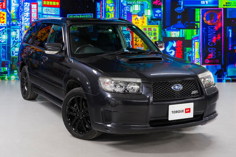 Isofix rear seats|Air Conditioning|Alloy Wheels|Climate Control|Power-assisted Steering|Power Locks|Power Windows|4-Wheel Drive|Anti-Lock Brakes (ABS)|Driver Airbag|Passenger Airbag|Xenon headlights|CD Player|Limited slip differential|Rear Spoiler