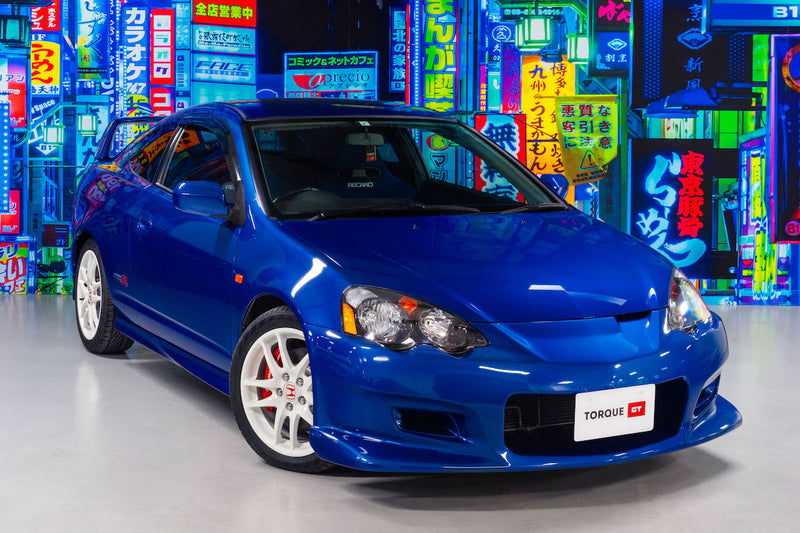 Air Conditioning|Alloy Wheels|Power-assisted Steering|Power Locks|Power Windows|Anti-Lock Brakes (ABS)|Limited slip differential|Rear Spoiler