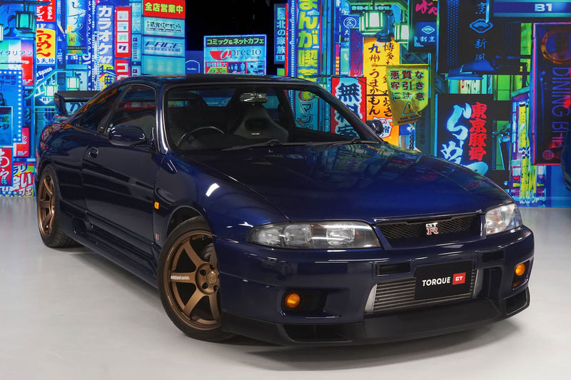 Air Conditioning|Alloy Wheels|Climate Control|Power-assisted Steering|Power Locks|Power Windows|4-Wheel Drive|Anti-Lock Brakes (ABS)|Driver Airbag|Passenger Airbag|Limited slip differential|Rear Spoiler