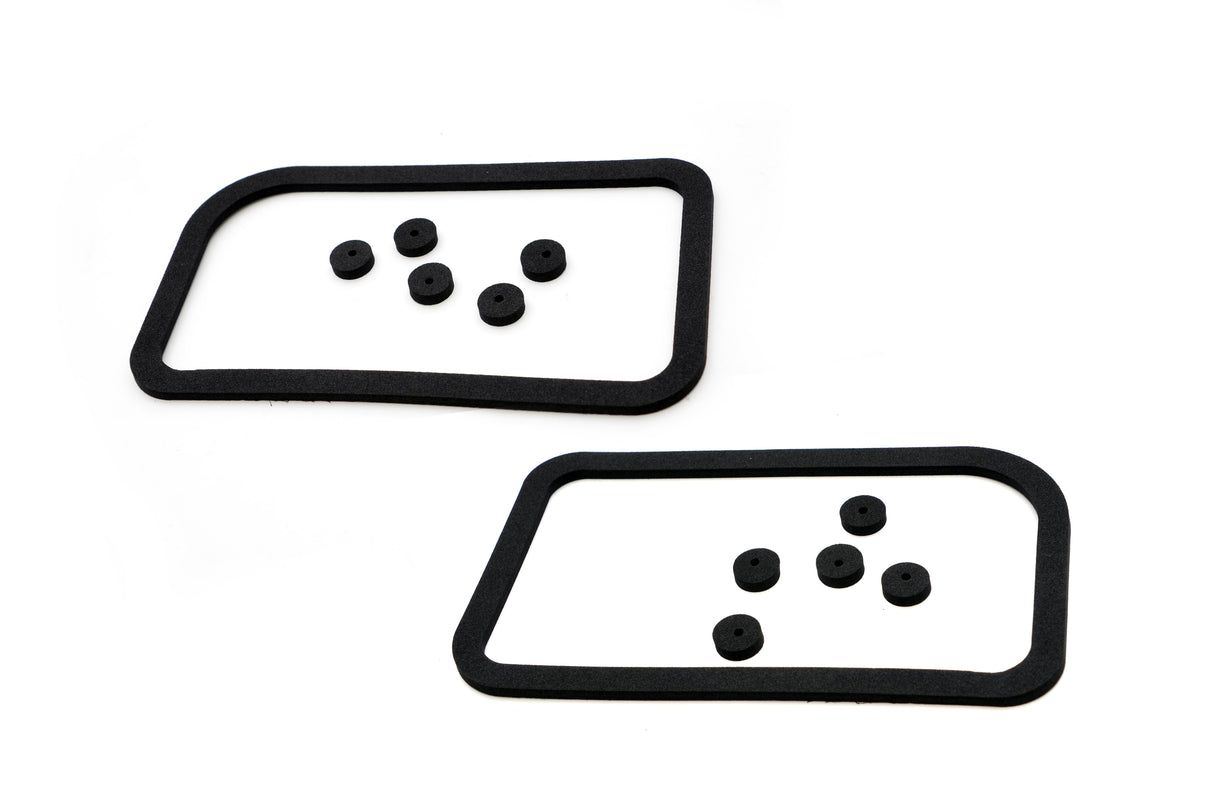 Subaru Impreza GC8 Saloon Rear Light Cluster seal - Pair