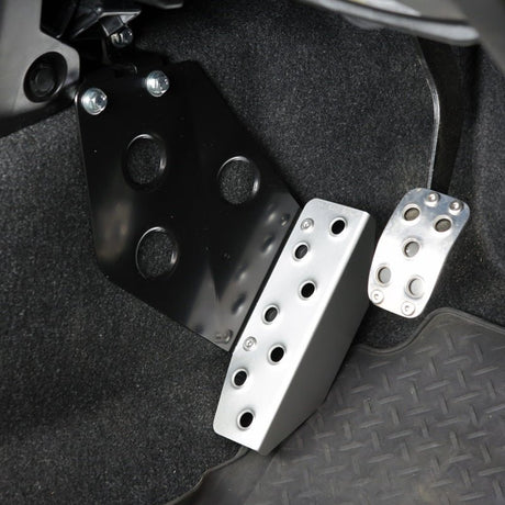 APIO Aluminium Driver's Footrest - Suzuki Jimny (2018+) - Manual Transmission - torquegt