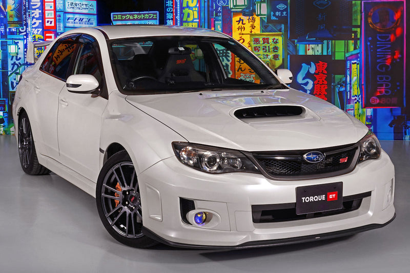 Isofix rear seats|Air Conditioning|Alloy Wheels|Climate Control|Power-assisted Steering|Power Locks|Power Windows|4-Wheel Drive|Anti-Lock Brakes (ABS)|Driver Airbag|Passenger Airbag|Xenon headlights|CD Player|Limited slip differential|Rear Spoiler|Premium Sound System