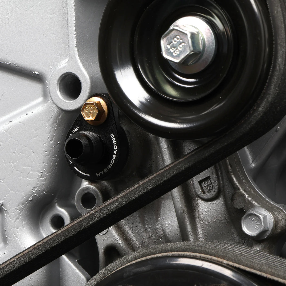 Hybrid Racing -6 AN Water Pump Port Fitting (Straight) for K20A2/K20Z
