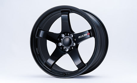 Nismo LMGT4 Alloy Wheel - 19x10.5 ET15 5x114.3 Gloss Black