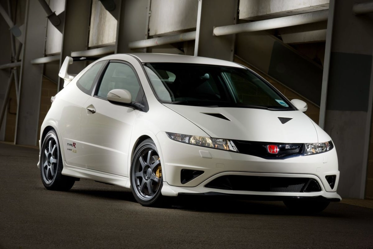 Top Mods for the FN2 Civic Type R