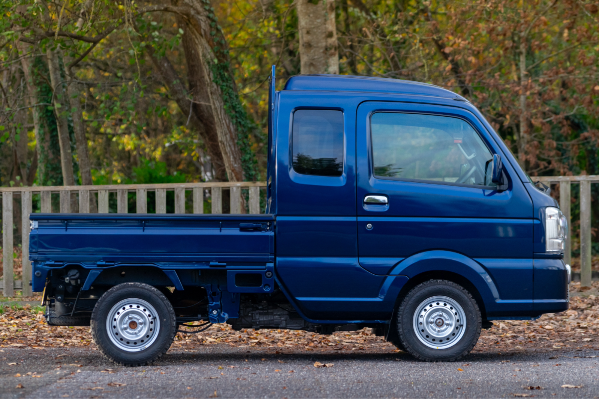 Fresh Import - Suzuki Super Carry X Limited