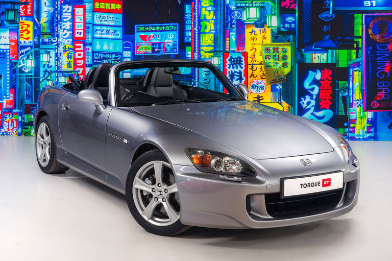 Air Conditioning|Alloy Wheels|Power-assisted Steering|Power Locks|Power Windows|Anti-Lock Brakes (ABS)|Driver Airbag|Passenger Airbag