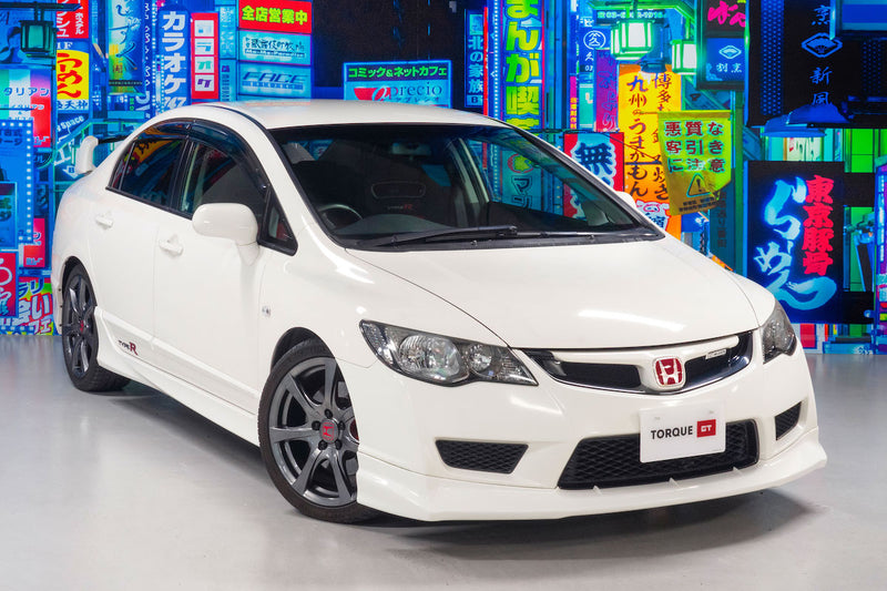 Isofix rear seats|Air Conditioning|Alloy Wheels|Power-assisted Steering|Power Locks|Power Windows|Anti-Lock Brakes (ABS)|Driver Airbag|Passenger Airbag