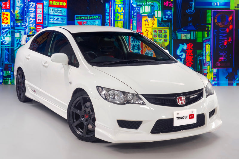 Isofix rear seats|Air Conditioning|Alloy Wheels|Climate Control|Power-assisted Steering|Power Locks|Power Windows|Anti-Lock Brakes (ABS)|Driver Airbag|Passenger Airbag|Xenon headlights|Limited slip differential|Rear Spoiler