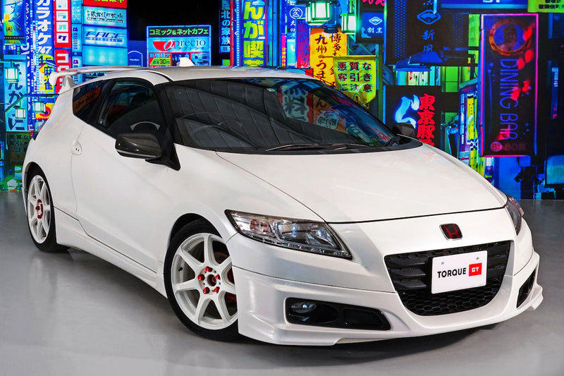 Air Conditioning|Alloy Wheels|Climate Control|Power-assisted Steering|Power Locks|Power Windows|Anti-Lock Brakes (ABS)|Driver Airbag|Passenger Airbag|Xenon headlights|CD Player|Rear Spoiler