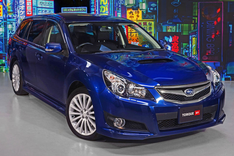 Isofix rear seats|Air Conditioning|Alloy Wheels|Climate Control|Power-assisted Steering|Power Locks|Power Windows|4-Wheel Drive|Anti-Lock Brakes (ABS)|Driver Airbag|Passenger Airbag|Xenon headlights|CD Player|Rear Spoiler|Premium Sound System