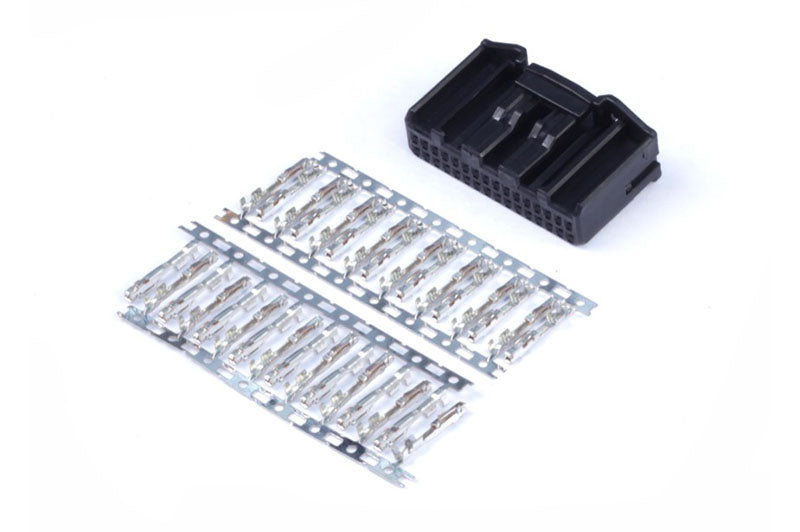Haltech Plug and Pins Only, 32 Pin TYCO