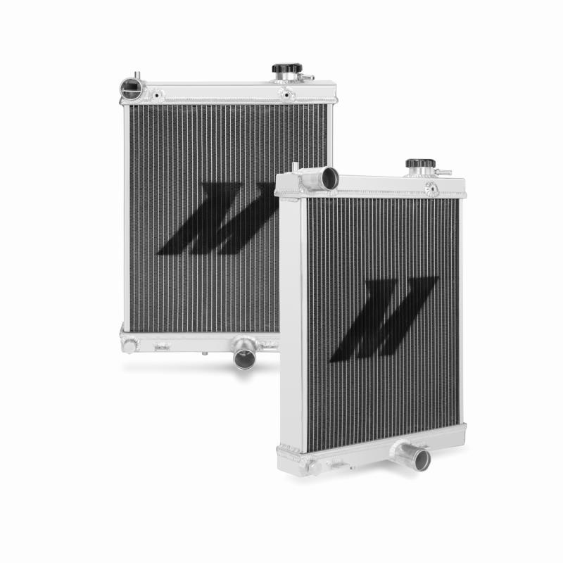 Radiador de aluminio de tamaño medio de Mishimoto - Evo 7-9